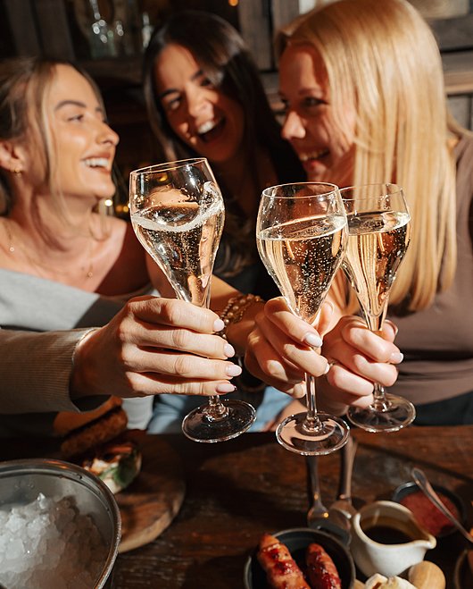 The Botanist Christmas prosecco